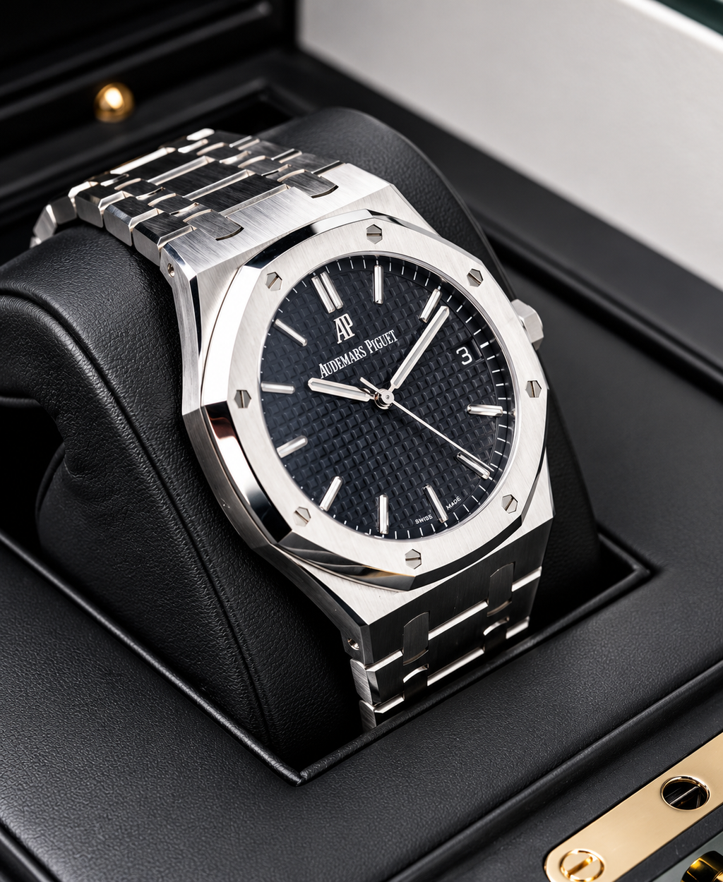 Audemars Piguet Royal Oak - Master Copy